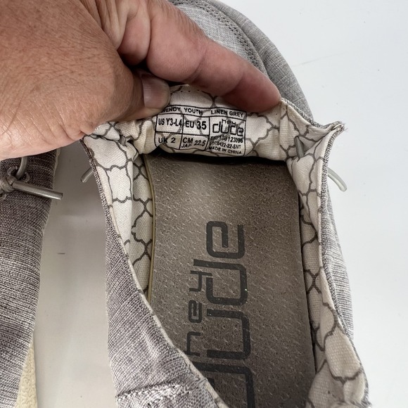 Hey Dude Wally Youth Blend Linen Stone US Youth Size 3 Women's 4 40159-270 - Picture 3 of 3